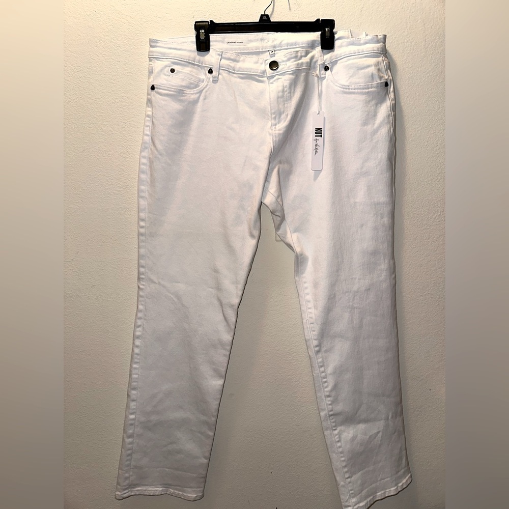 Women’s Kut from the Kloth White Catherine Boyfriend Jeans sz 18